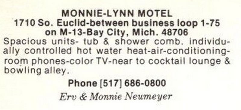 Monnie-Lynn Motel - Vintage Postcard